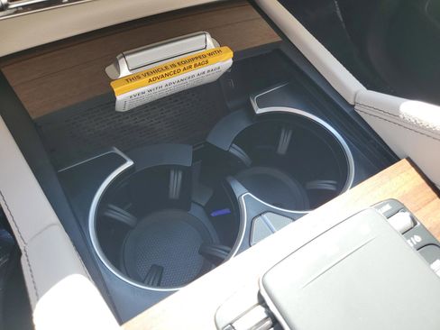 New 2026 Mercedes-Benz GLS 450 4MATIC image 23