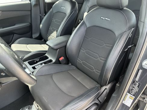 Used 2023 Kia Forte GT-Line w/ GT-Line Premium Package FWD image 13