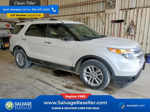 Used 2015 Ford Explorer XLT w/ Equipment Group 202B FWD image 5