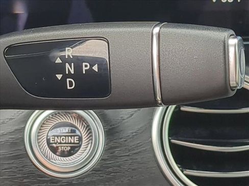 Used 2023 Mercedes-Benz E 350 Sedan image 12