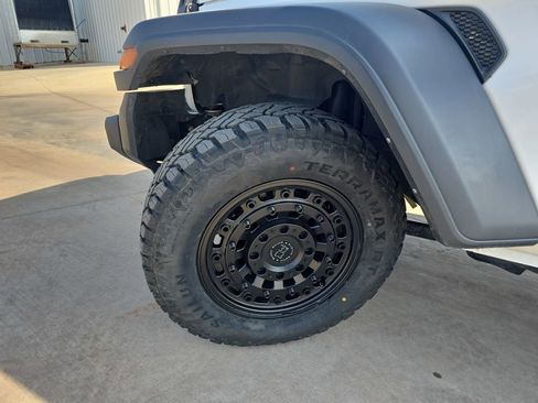 Used 2023 Jeep Wrangler Unlimited Sport AWD/4WD image 32