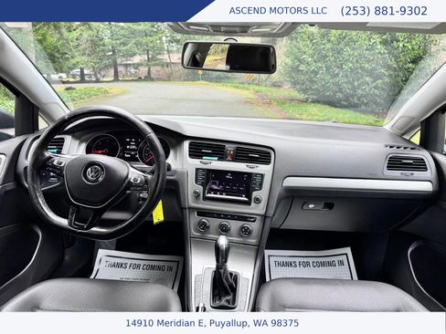 Used 2015 Volkswagen Golf TDI S image 12