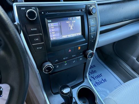 Used 2015 Toyota Camry LE FWD image 27