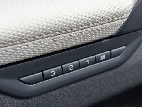 Used 2025 Land Rover Discovery Sport Dynamic SE image 26