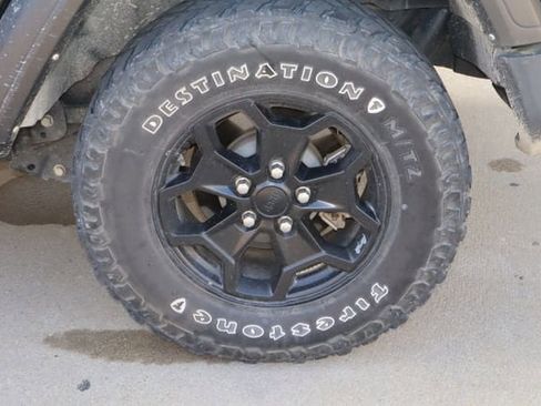 Used 2022 Jeep Wrangler Unlimited Sport AWD/4WD image 26
