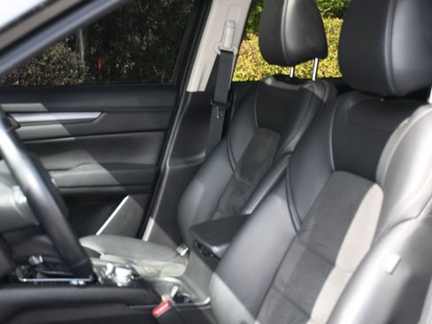 Used 2020 MAZDA CX-5 Touring image 12