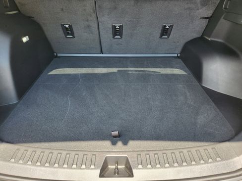 Used 2025 Chevrolet Equinox ACTIV w/ Convenience Package III FWD image 25