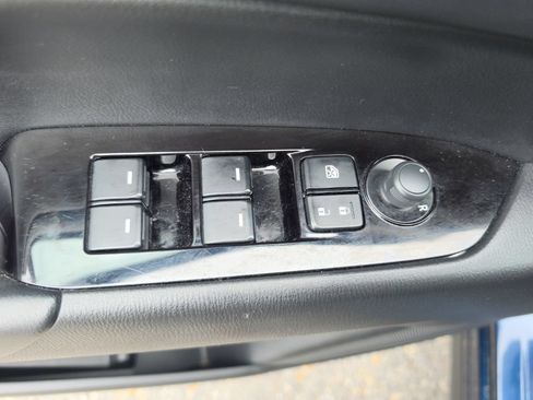 Used 2025 MAZDA CX-5 AWD 2.5 S w/ Select Package image 9