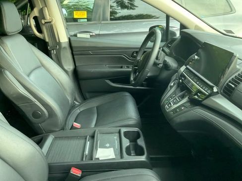 Used 2025 Honda Odyssey EX-L image 5