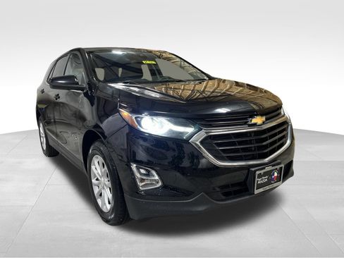 Used 2020 Chevrolet Equinox LT FWD image 3