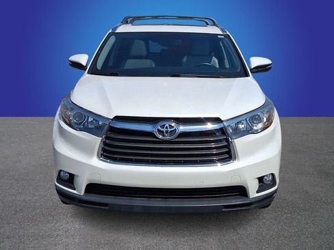 Used 2015 Toyota Highlander XLE AWD/4WD image 2
