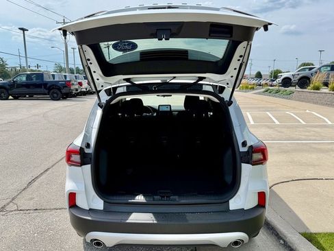 New 2025 Ford Escape Active image 13