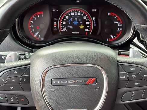 Used 2022 Dodge Durango R/T w/ Blacktop Package AWD/4WD image 12