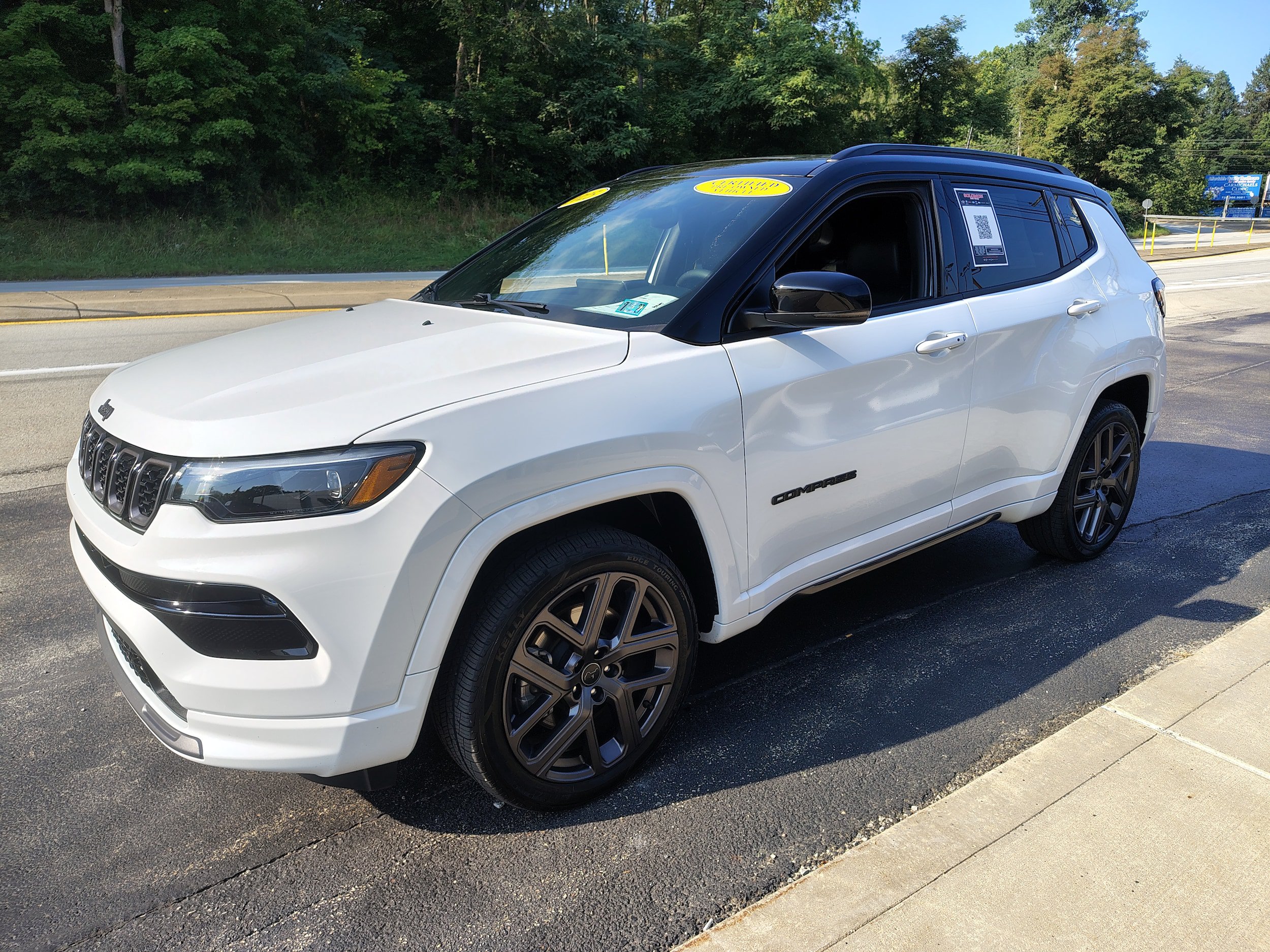 Certified 2025 Jeep Compass Limited w/ High Altitude Package AWD/4WD image 4