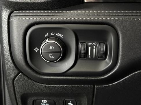 Used 2023 RAM 1500 Limited AWD/4WD image 18