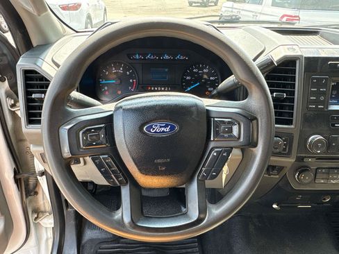 Used 2017 Ford F250 XL w/ Power Equipment Group AWD/4WD image 12