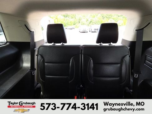 Used 2023 GMC Acadia Denali FWD image 31