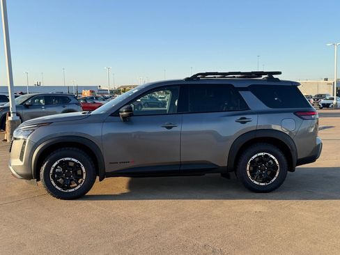 New 2026 Nissan Pathfinder Rock Creek w/ Rock Creek Premium Package AWD/4WD image 4