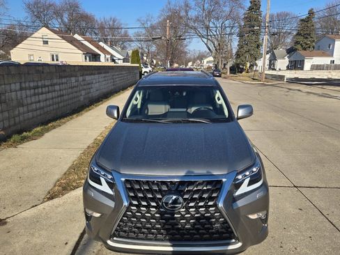 Used 2023 Lexus GX 460 Premium image 4