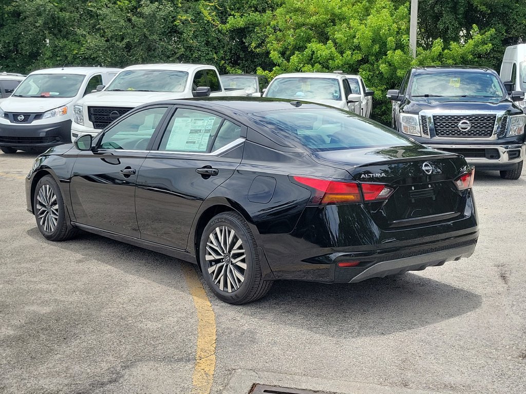 New 2026 Nissan Altima 2.5 SV FWD image 6