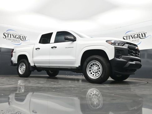 Used 2023 Chevrolet Colorado W/T AWD/4WD image 29