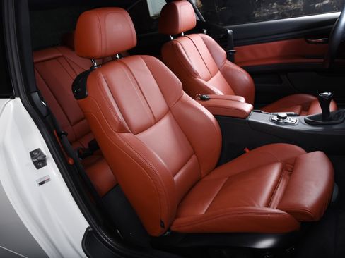 Used 2011 BMW M3 Coupe image 23