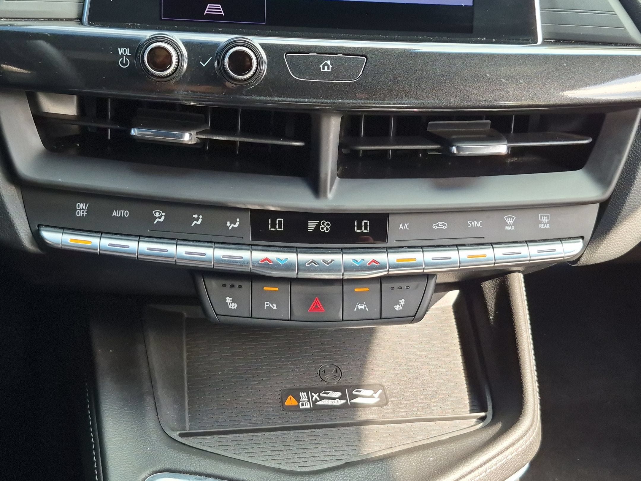 Used 2024 Cadillac CT4 Luxury w/ Cold Weather Package RWD image 22