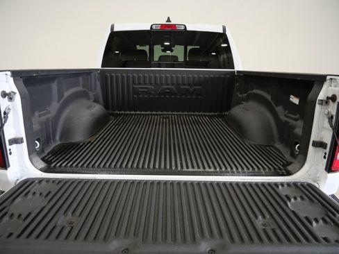 Used 2023 RAM 1500 Big Horn AWD/4WD image 25