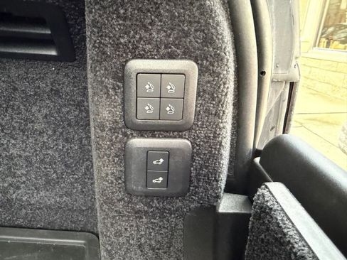 Used 2020 Land Rover Range Rover HSE image 34