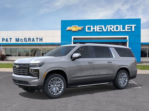 New 2026 Chevrolet Suburban High Country image 2