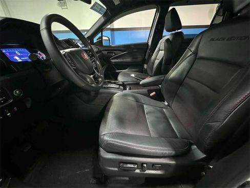 Certified 2022 Honda Pilot Black Edition image 19