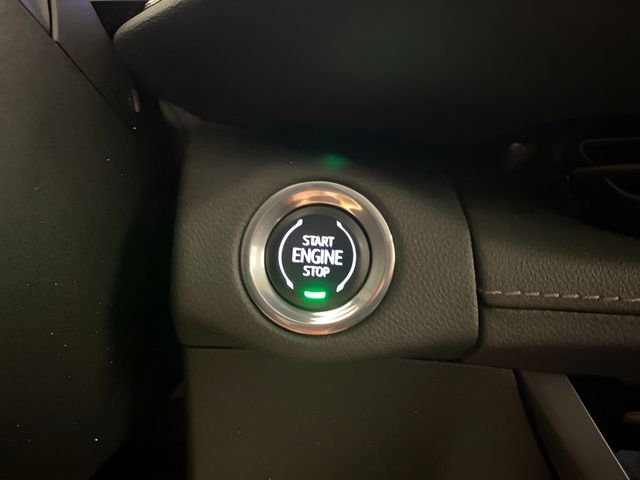 Used 2023 Buick Envision Essence w/ Sport Touring Package AWD/4WD image 16