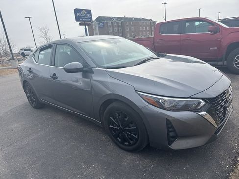 Used 2024 Nissan Sentra S image 2