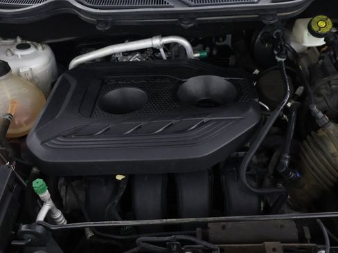 Used 2019 Ford EcoSport SE w/ SE Convenience Package image 21