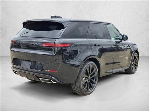 New 2026 Land Rover Range Rover Sport Dynamic SE AWD/4WD image 2