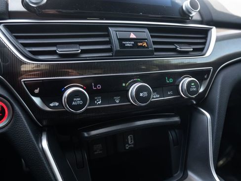 Used 2020 Honda Accord Sport image 27
