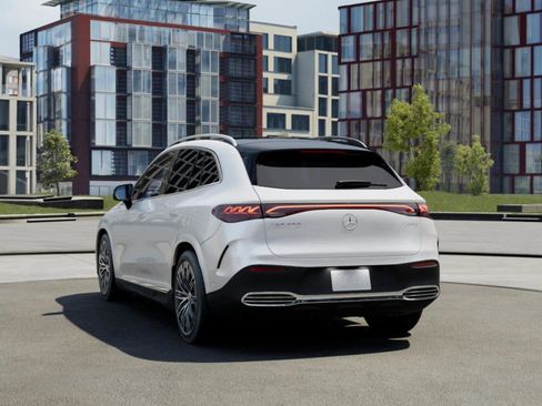 New 2026 Mercedes-Benz EQE 320 4MATIC SUV image 25