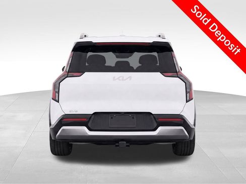 Certified 2024 Kia EV9 Land AWD/4WD image 6