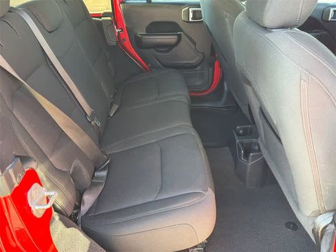 Used 2021 Jeep Wrangler Unlimited Willys image 14