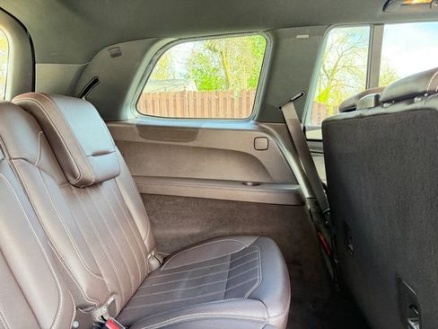 Used 2018 Mercedes-Benz GLS 450 4MATIC image 32