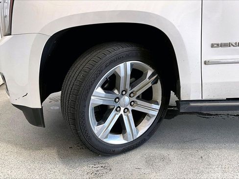 Used 2017 GMC Yukon Denali w/ Open Road Package image 20