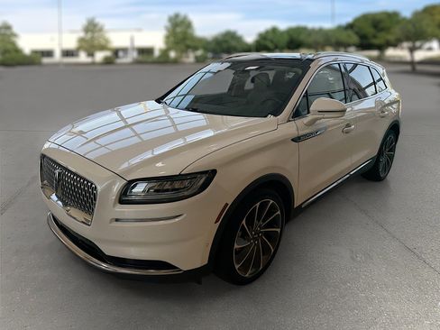 Certified 2022 Lincoln Nautilus Reserve w/ Equipment Group 201A FWD image 3