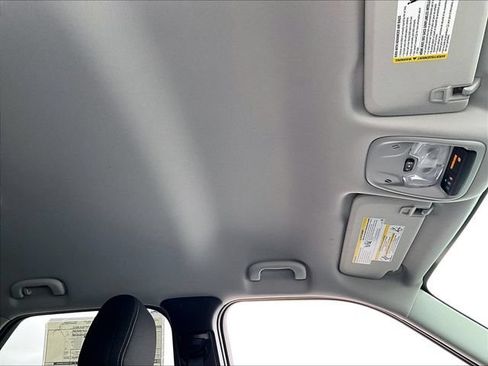 New 2026 Chevrolet TrailBlazer LT w/ Convenience Package FWD image 27