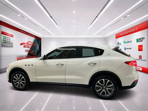 Used 2018 Maserati Levante AWD/4WD image 5