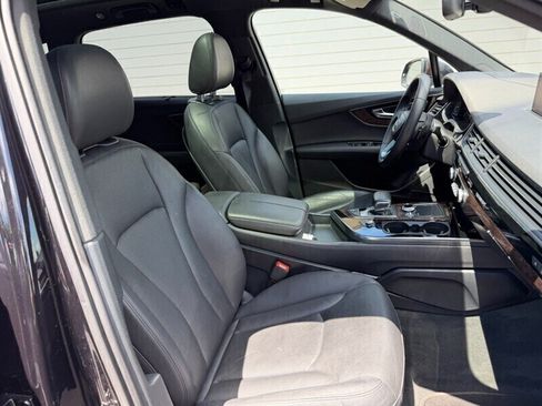Used 2017 Audi Q7 3.0T Prestige AWD/4WD image 35