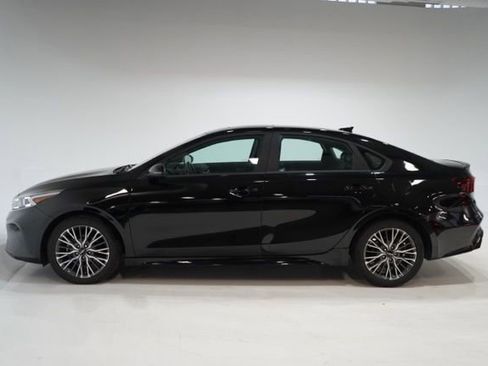 Used 2023 Kia Forte GT-Line w/ GT-Line Premium Package image 4