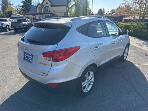 Used 2013 Hyundai Tucson GLS AWD/4WD image 3