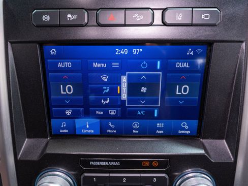 Used 2021 Ford F250 Platinum AWD/4WD image 25