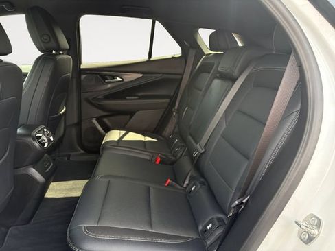 Used 2024 Chevrolet Blazer EV LT AWD/4WD image 13