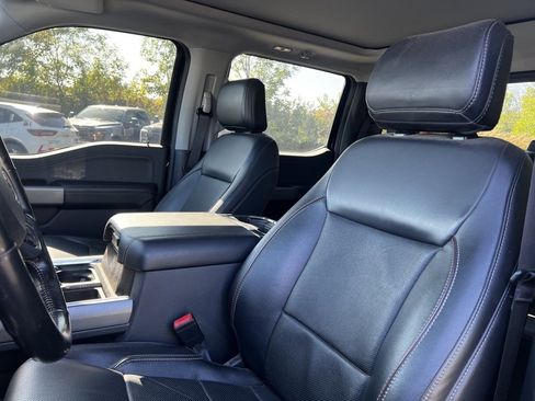 Used 2023 Ford F250 Lariat w/ Sport Appearance Package image 7